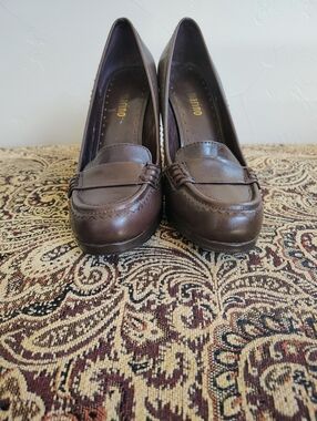 Women's Ann Marino Brown Leather Loafer Heel Shoes with Stitching 7M